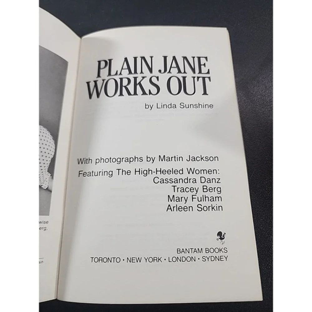 PLAIN‎ JANE WORKS OUT softcover book by LINDA SUNSHINE